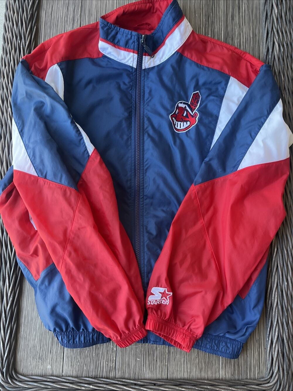 Vintage Cleveland Indians Starter Windbreaker Light Jacket Size Youth XL